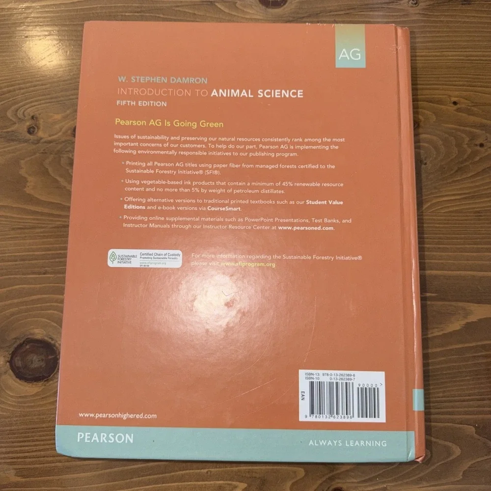 Introduction to Animal Science‎ Hardcover W. Stephen Damron